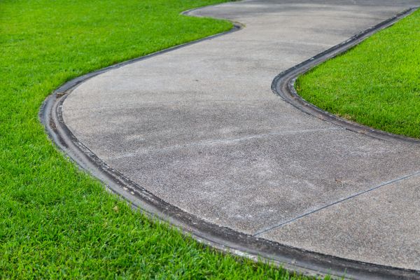 Concrete Sidewalk Construction in Yukon