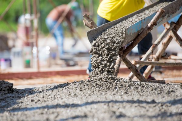 Backyard Concrete Pouring in Yukon
