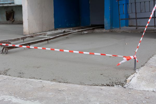 Garage Concrete Pouring in Yukon