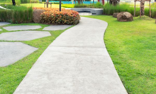Concrete Sidewalk Installation in Yukon
